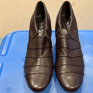 Coach and Four Dark Brown Leather chunky heel